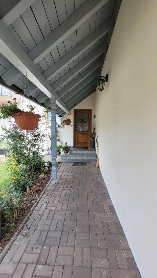 Ferienwohnung Naehe Bodensee. 梅肯博伊伦 外观 照片